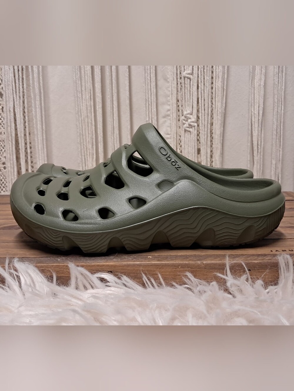 Oboz Whakata Coast Recovery Clogs Unisex Olive Green Camp Slide Mules Size 8 - Picture 8 of 10